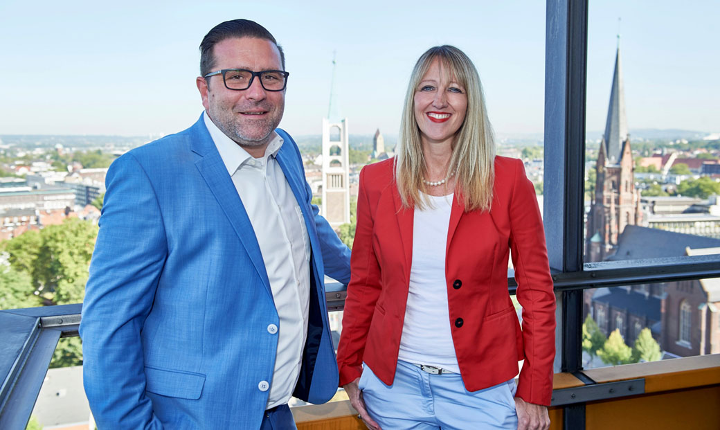 André Vomschloß und Anke Schürmann-Rupp (Geschäftsführung des Jobcenters Gelsenkirchen)